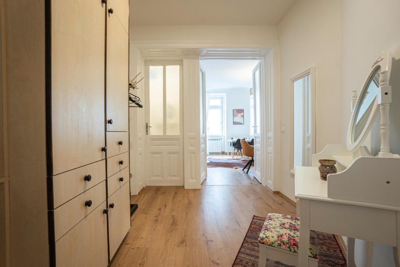 Coupledream - 10Min To City Center! Виена Екстериор снимка